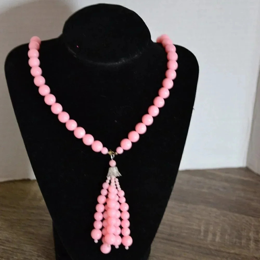 Vintage Beaded Tassle Necklace
